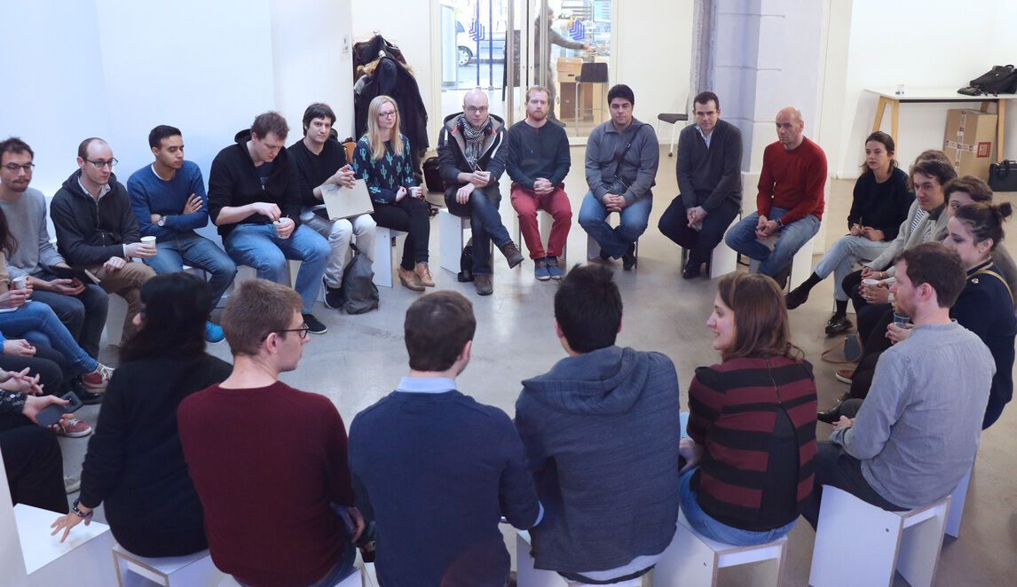 Thérapie de groupe pour les EIG !  On parle de nos expériencestech.
